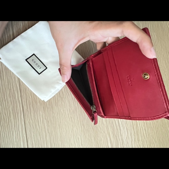 Authentic Gucci Marmont Red Card Case Wallet - Picture 7 of 7